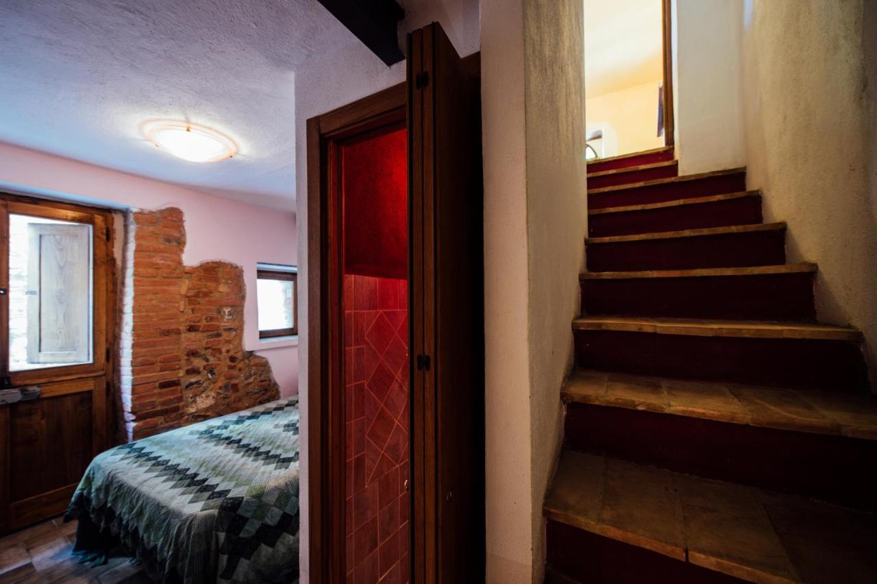 Agriturismo Il Noce กัสตีลีโยเน ดิ ออร์ชา ภายนอก รูปภาพ
