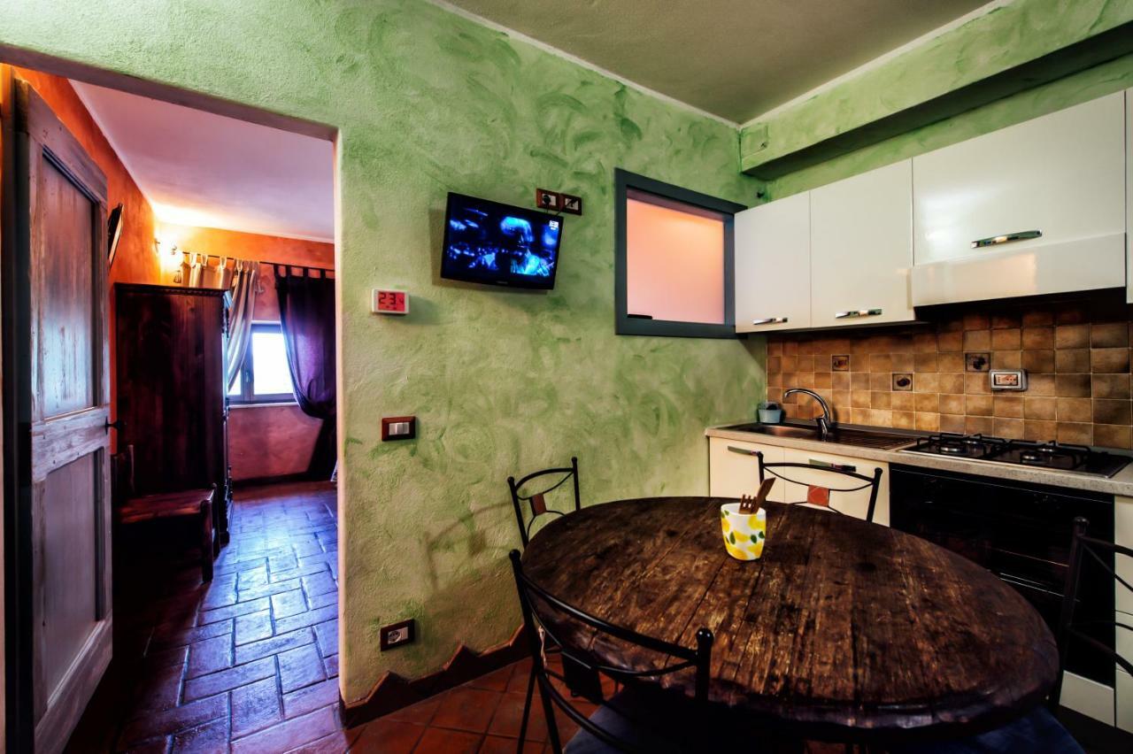 Agriturismo Il Noce กัสตีลีโยเน ดิ ออร์ชา ภายนอก รูปภาพ
