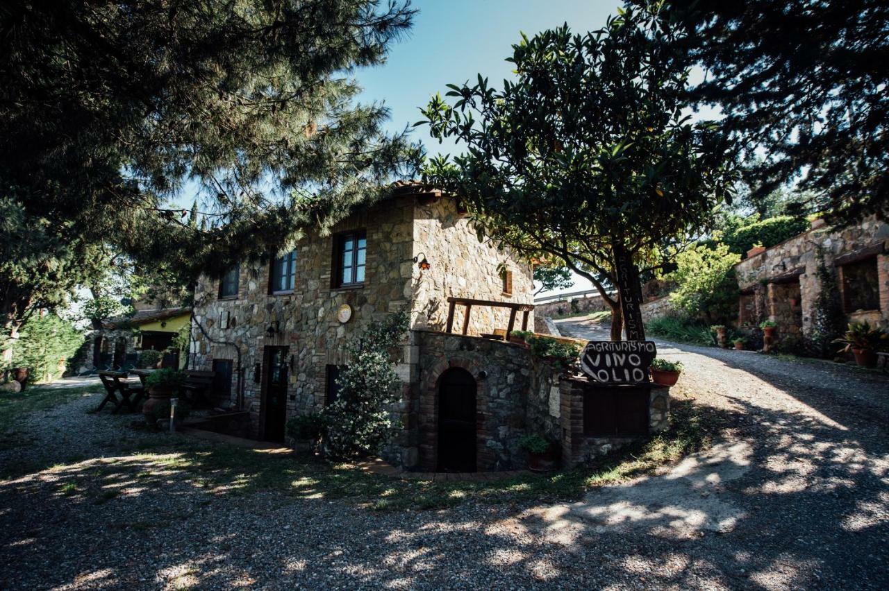 Agriturismo Il Noce กัสตีลีโยเน ดิ ออร์ชา ภายนอก รูปภาพ
