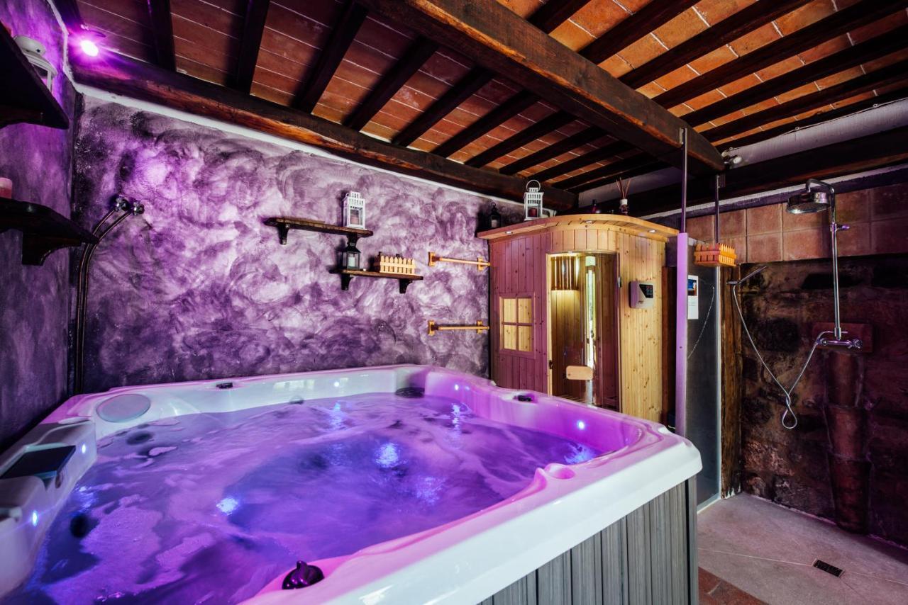 Agriturismo Il Noce กัสตีลีโยเน ดิ ออร์ชา ภายนอก รูปภาพ